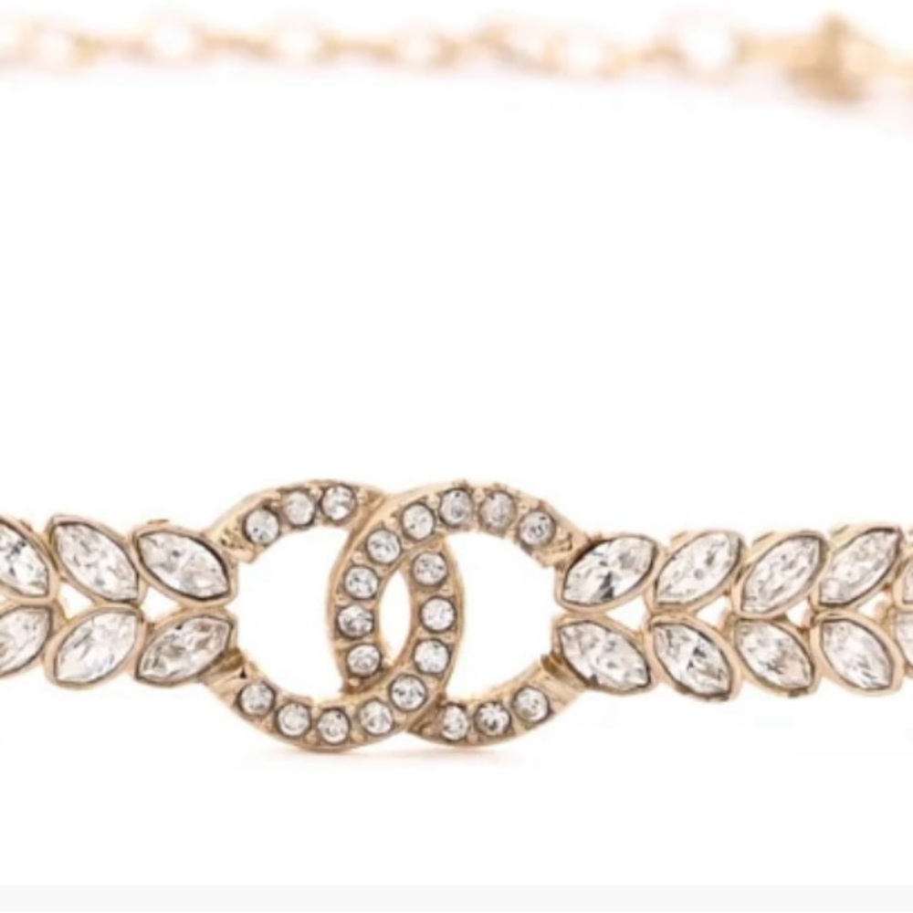 Chanel CHOKER NECKLACE (NEW) comes with box